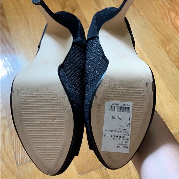 Heels - Picture 4 of 4